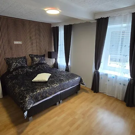 Vakantiehuis Geluk In 2 *